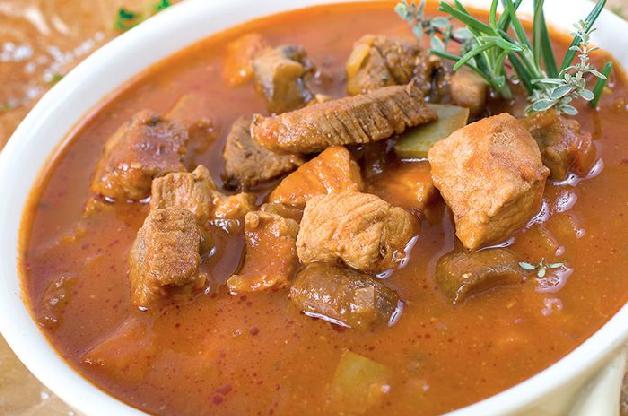 Gulasch-Fotolia_77871076_LKlein.jpg