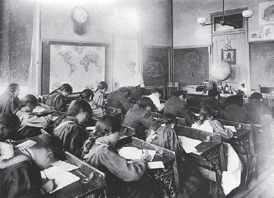 Richard Throssel, School Room, Crow Indian Reservation, 1910 (photo no. 95-1384, (Smithsonian Institution, National Anthropological Archives)