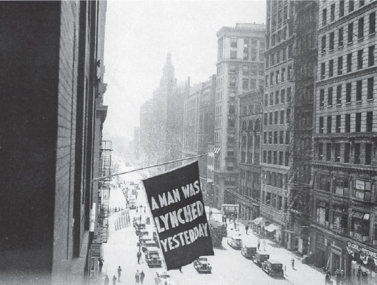 “Flag, announcing lynching, flown from the window of the NAACP headquarters on 69 Fifth Ave., New York City,” ca. 1936 (LC-USZ62-110591, Library of Congress)