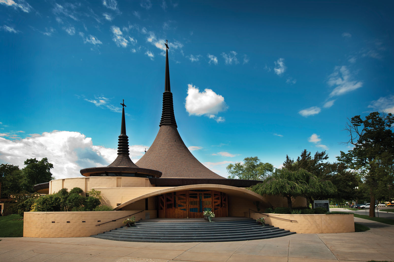 Photo of the Church of St. Mary, Alma, Michigan.