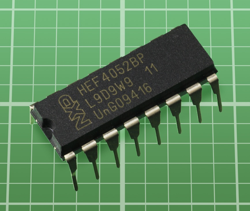 This CMOS chip contains two four-channel differential analog multiplexers.