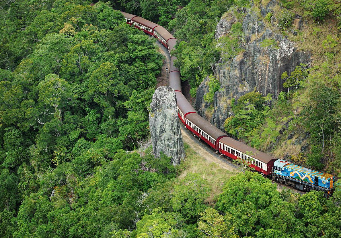 10Qld_Kuranda_ScenicRailway_02_x_Australia_EC.jpg