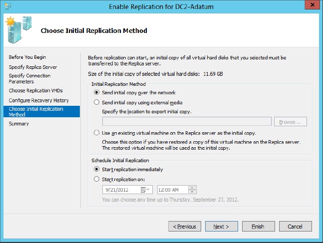 Determining how to send the base copy of the VHDs attached to a primary VM.