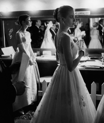 Audrey and Grace, backstage at the Oscars (March 1956)...