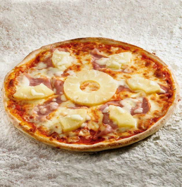 Pizza con piña.jpg