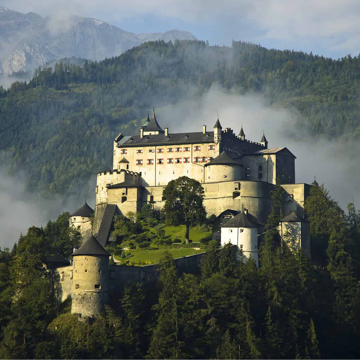 Fotolia_27832323_L_Salzburg_EC.jpg