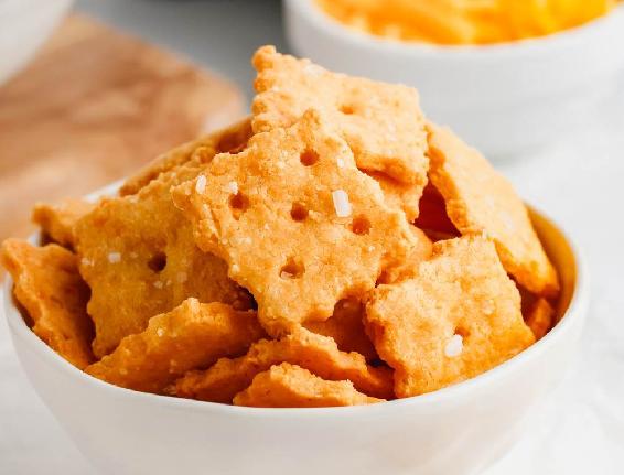 Keto Cheese Crackers (grain-free, gluten-free) - Texanerin Baking