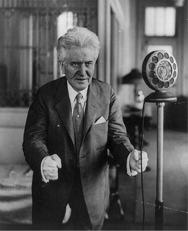 Ch_1_002_La%20Follette.jpg