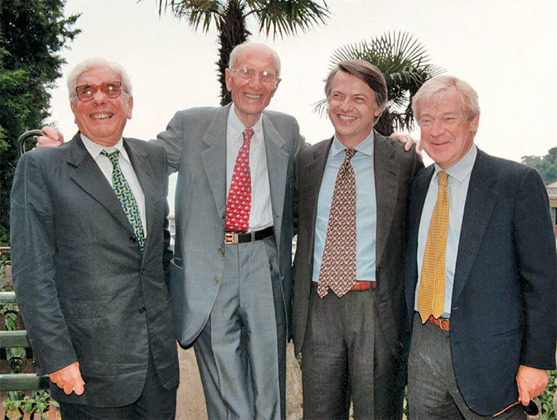 Nel 1997 a Ischia con Mario Cervi, Ferruccio de Bortoli e Paolo Garimberti.