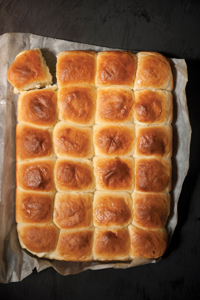 Dinner rolls