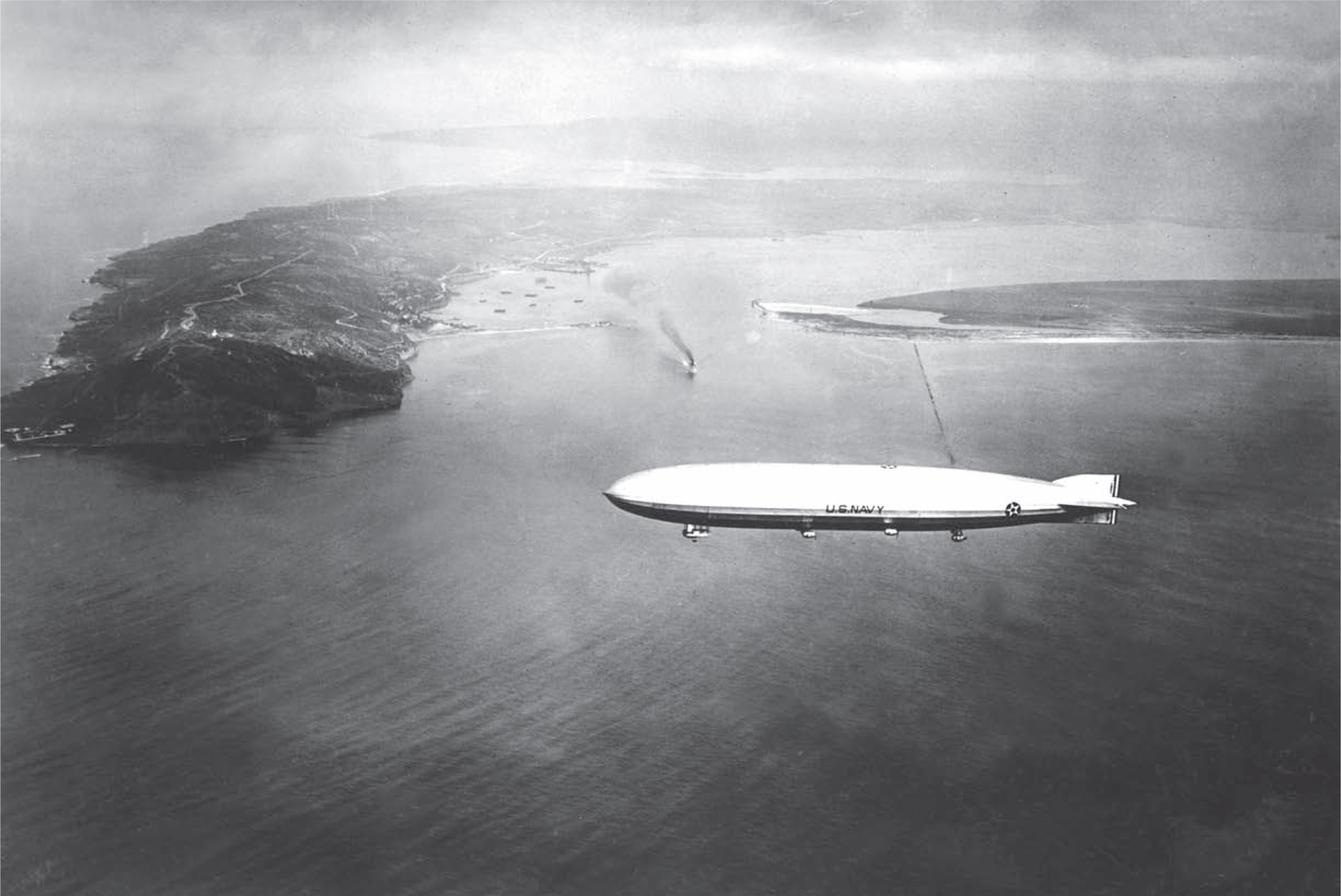 USS Shenandoah off...