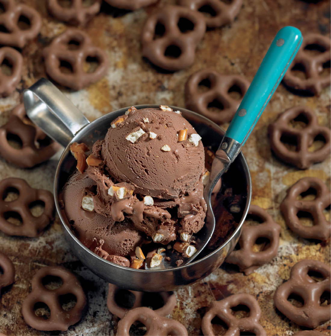 Chocolate Stout & Chocolate-Covered Pretzels