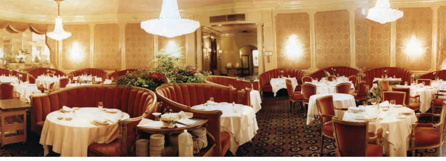 The elegant dining room at Perino’s, 1980s.