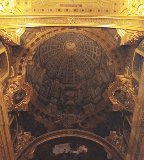 Photograph of Fresco with trompe l'æil dome painted on low vaulting at the Jesuit Church, Vienna, Austria.