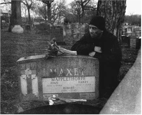 Visiting Robert Mapplethorpe’s grave with Patti Smith, Lenny Kaye, and Edward Mapplethorpe on the 20th anniversary of his death, March, 2009. (Author Collection)