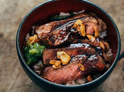 ผลการค้นหารูปภาพสำหรับ Teriyaki Red Wine Steak Donburi