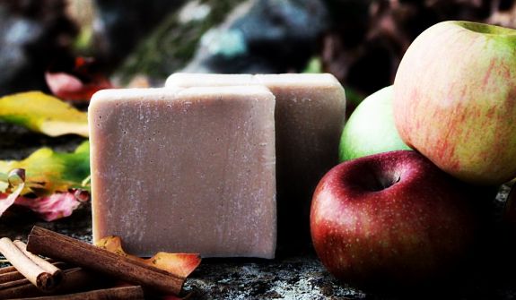 Apple-Cider-Soap-994x1024