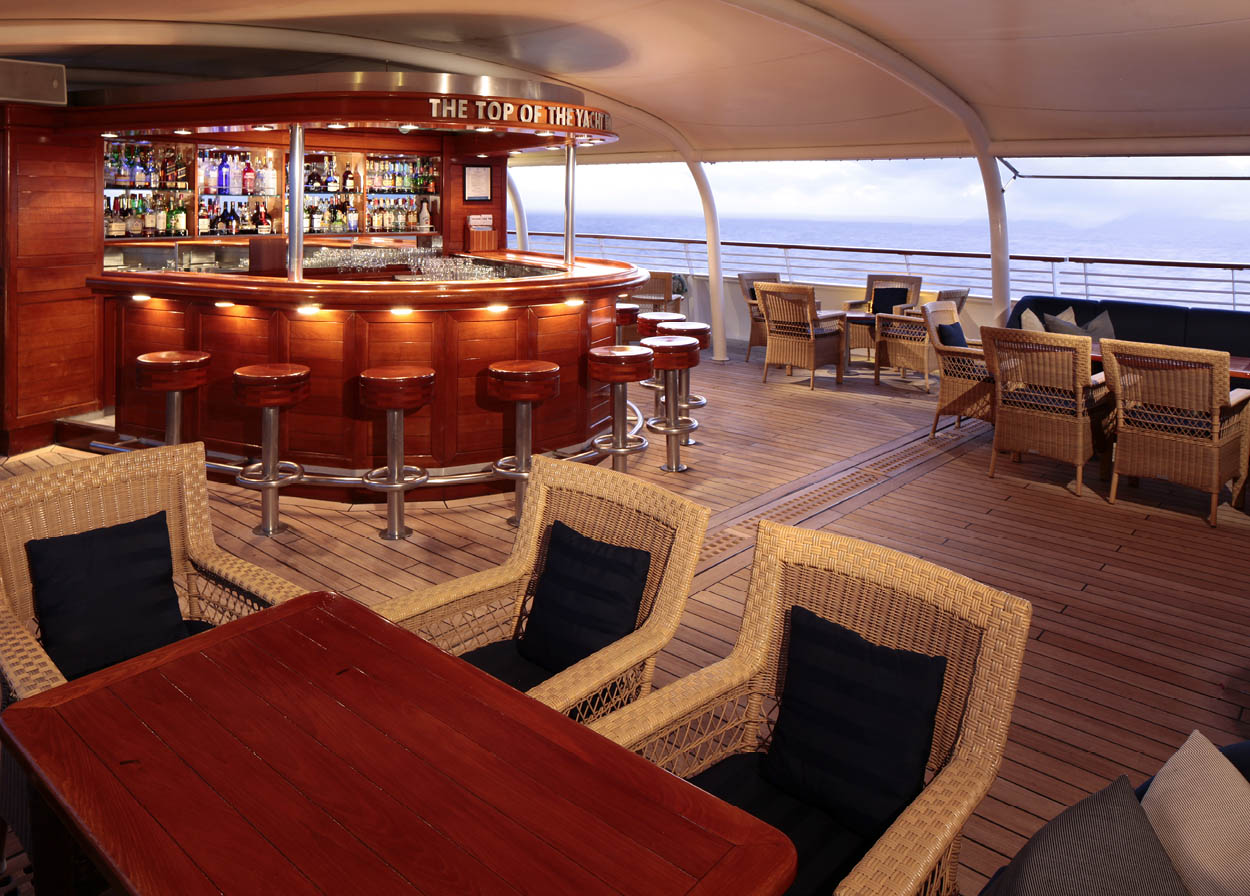 10-Top-Of-TheYacht-Bar-Deck-6-.jpeg