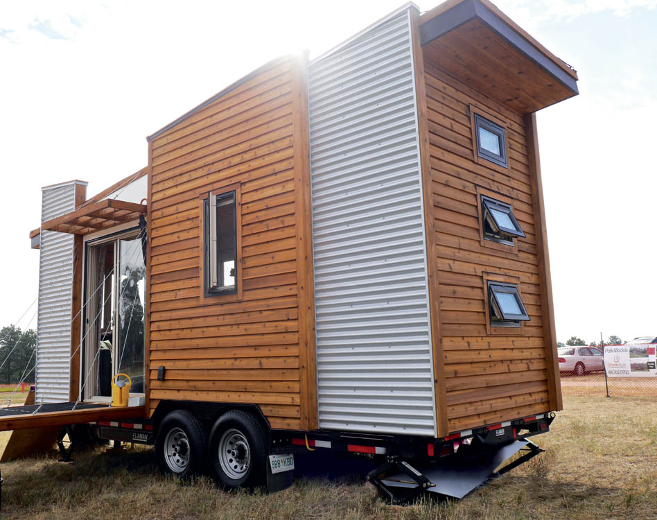 The exterior of the Dragonfly Tiny House.