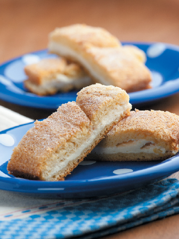 CreamCheeseyStrudel03.tif