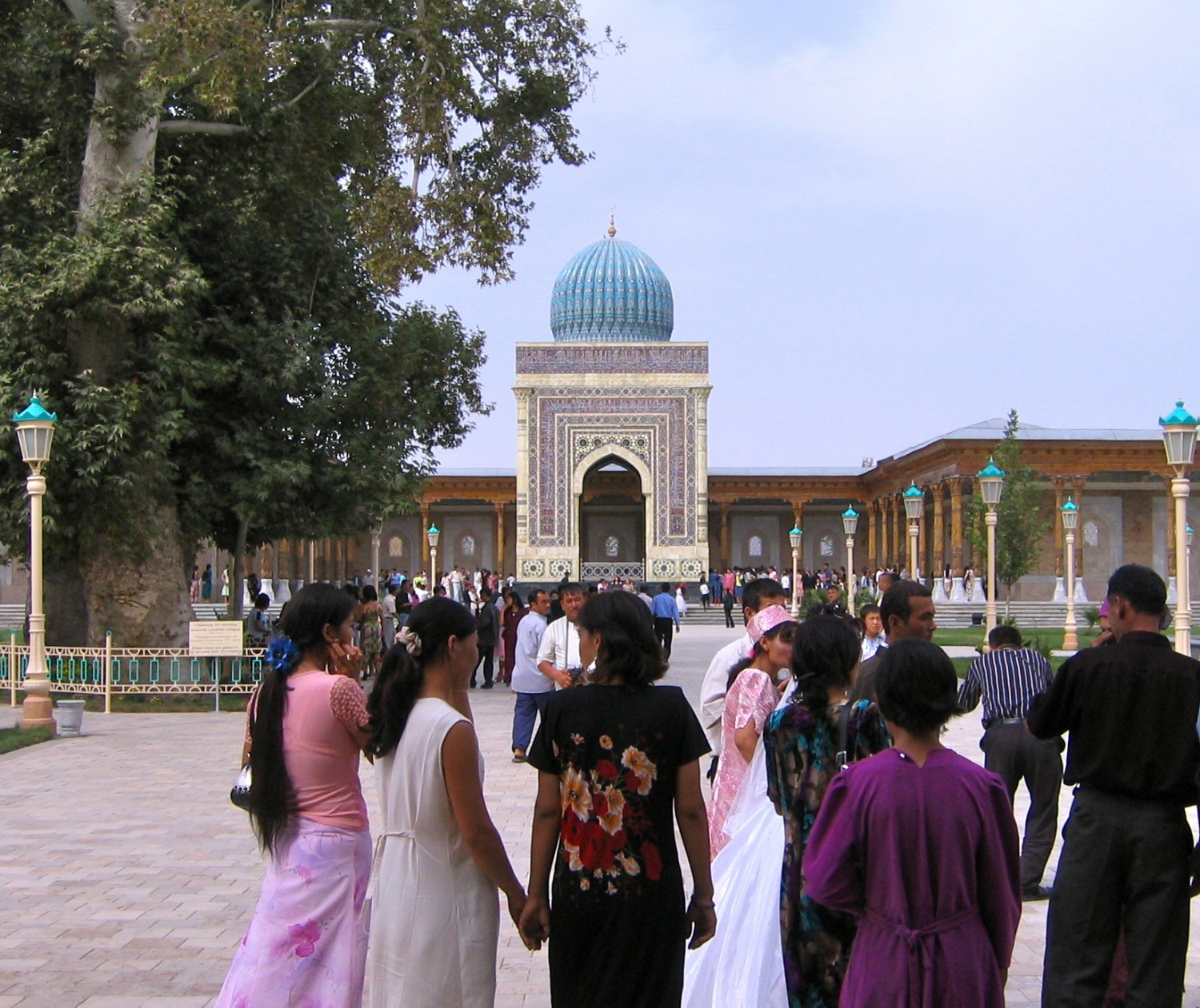 Bukhari%27s%20Tomb%20in%20Samarqand.jpg