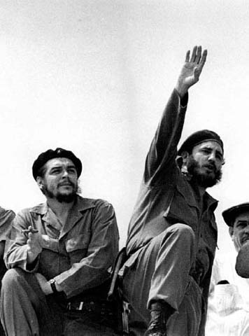 Che Guevara and Fidel Castro, 1962. (Photo by Osvaldo Salas.)