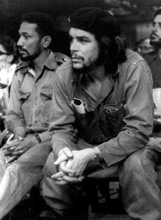 Juan Almeida and Che Guevara.