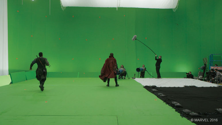 Figure 2.3b Production plate from Doctor Strange (2016) of the above-visualized Mirror Dimension shot.