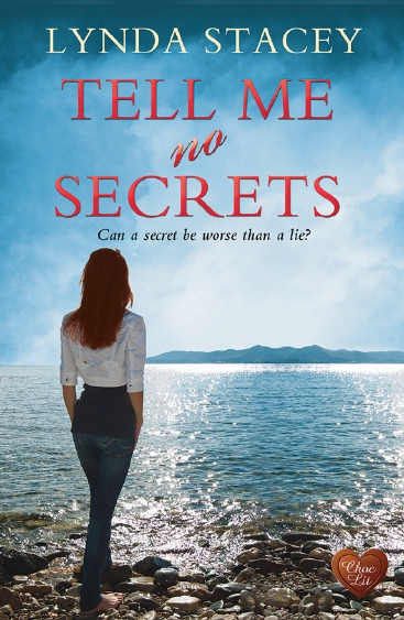 Front cover of Tell Me No Secrets