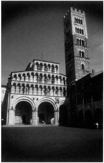 Cathedral of San Marti no, Lucca. Photograph courtesy of Christopher Kleinhenz.