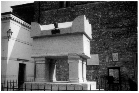 Tomb of Petrarch, Arquà. Photograph courtesy of Christopher Kleinhenz.