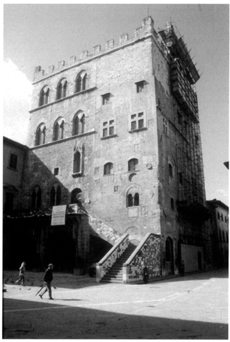 Palazzo Pretorio, Prato. Photograph courtesy of Christopher Kleinhenz.