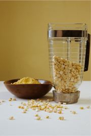 Freeze-dried corn in the blender, and ground to a powder in a bowl