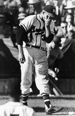 During Game Five Lou Burdette threw only eighty-seven pitches against the Yankees and allowed just two fly balls to the outfield. (DAVID KLUG COLLECTION)