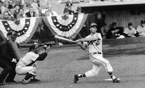 Eddie Mathews batted just .160 and struck out a record eleven times during the 1958 World Series. (DAVID KLUG COLLECTION)