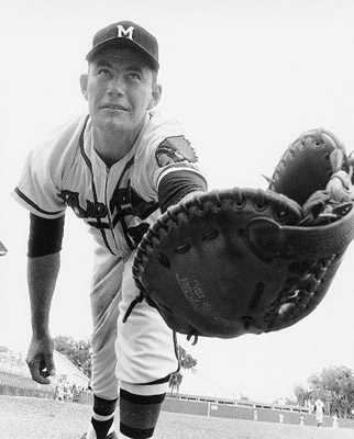 Joe Adcock was second to none in the field in 1960, leading all National League first basemen in defense. (ROBERT KOEHLER COLLECTION)