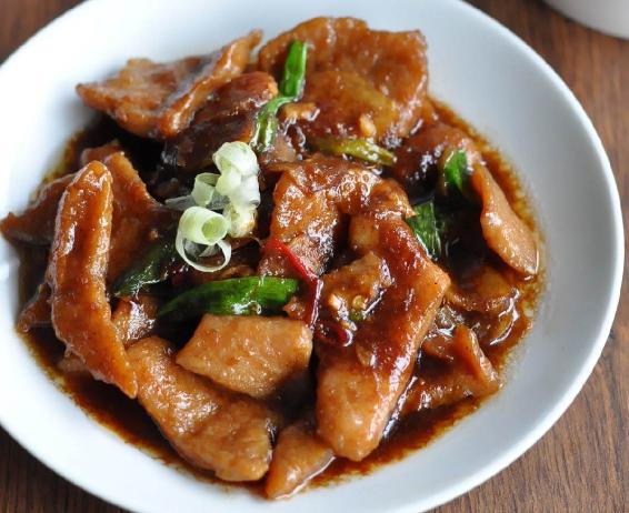 Ginger and Scallion Pork Slices 姜葱猪肉 - Eat What Tonight