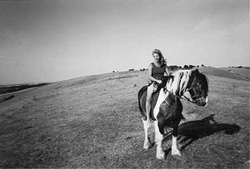 Clover_auf_Pferd.jpg