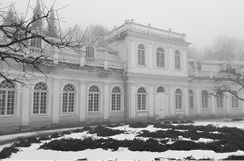 Foto del palazzo Monplaisir a Peterhof