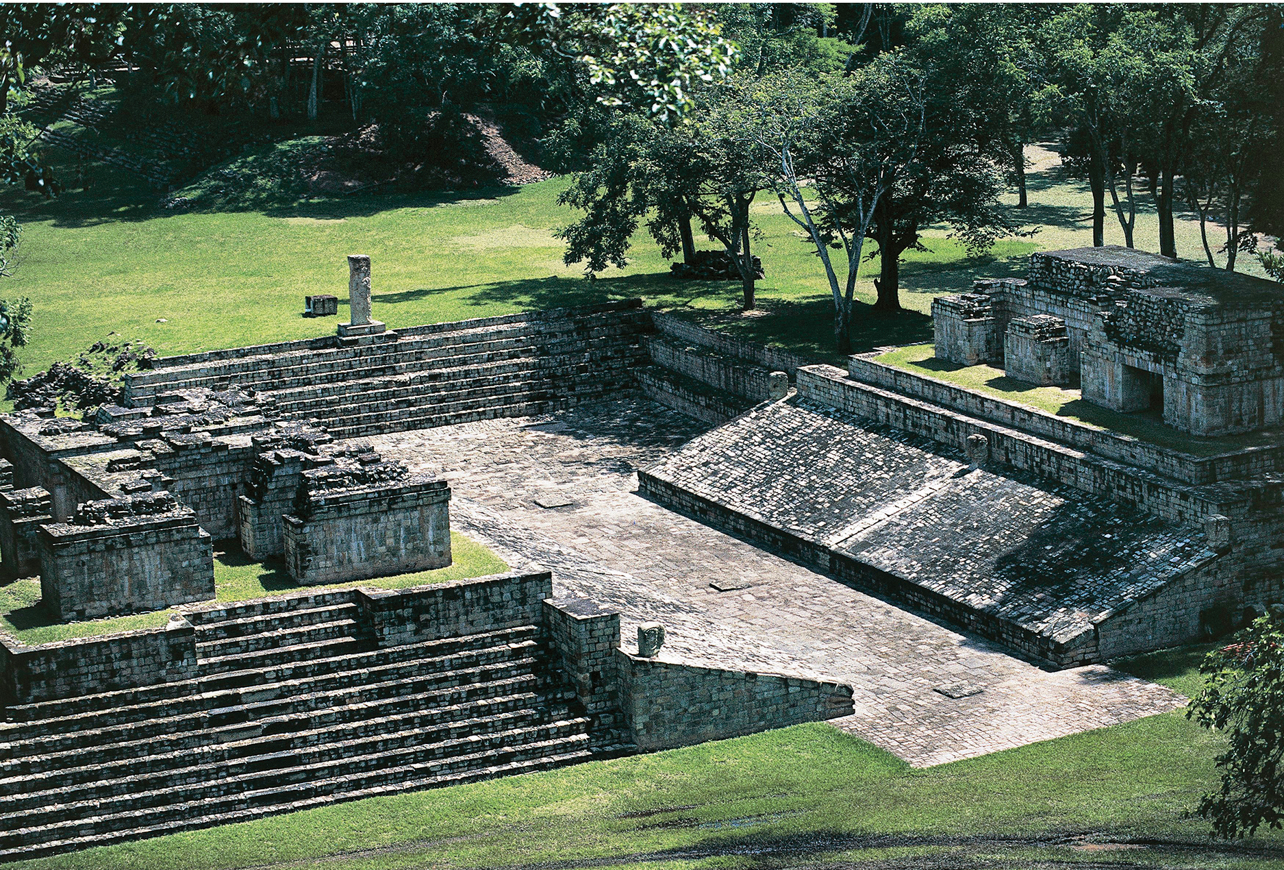  UNSPECIFIED - CIRCA 1988:  Honduras - Copan - Ball Court (Maya civilization).  (Photo By DEA / C. NOVARA/De Agostini/Getty Images)