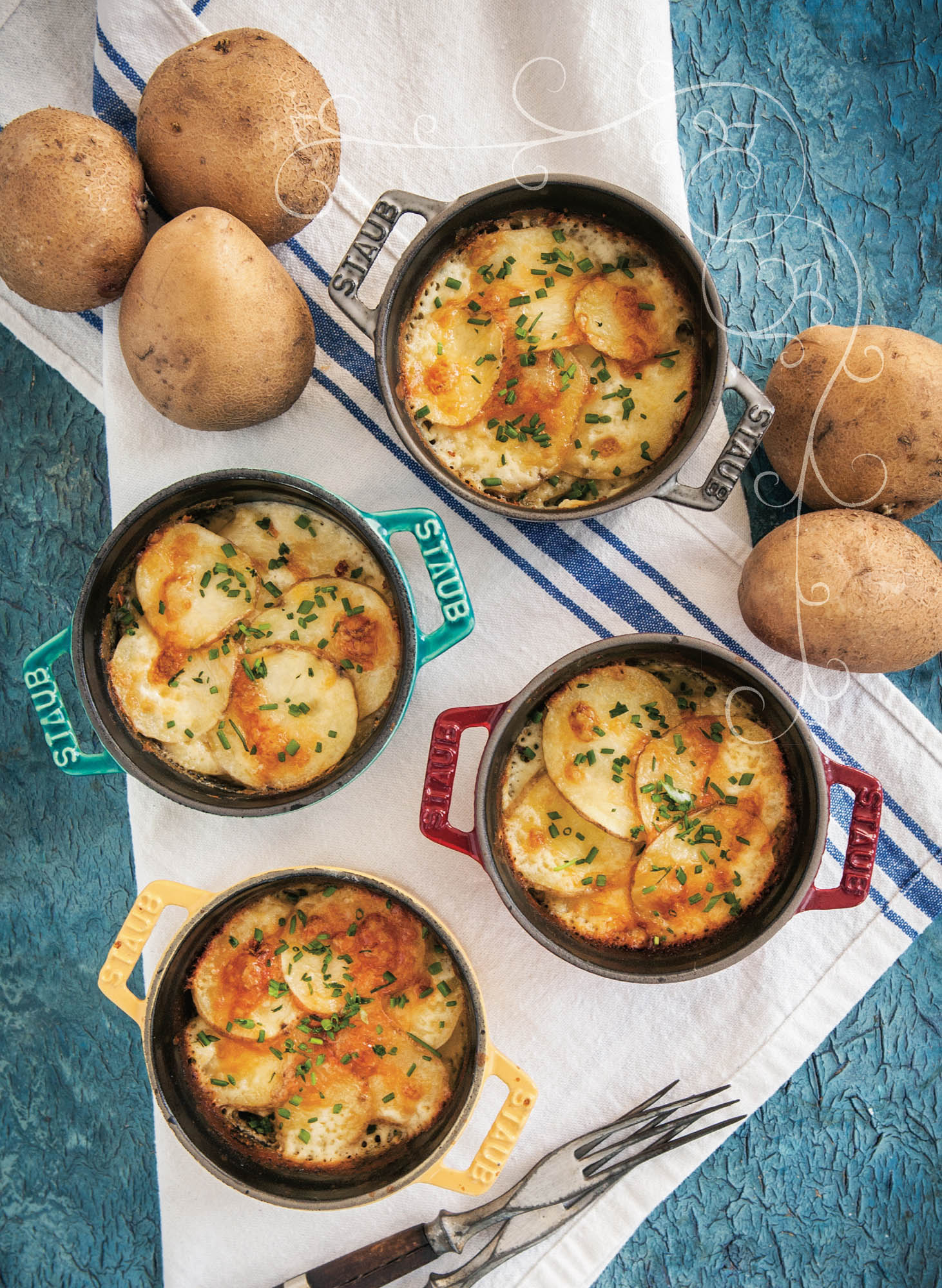 Picture of Sour Cream & Chive Single-Serve Scalloped Potatoes.