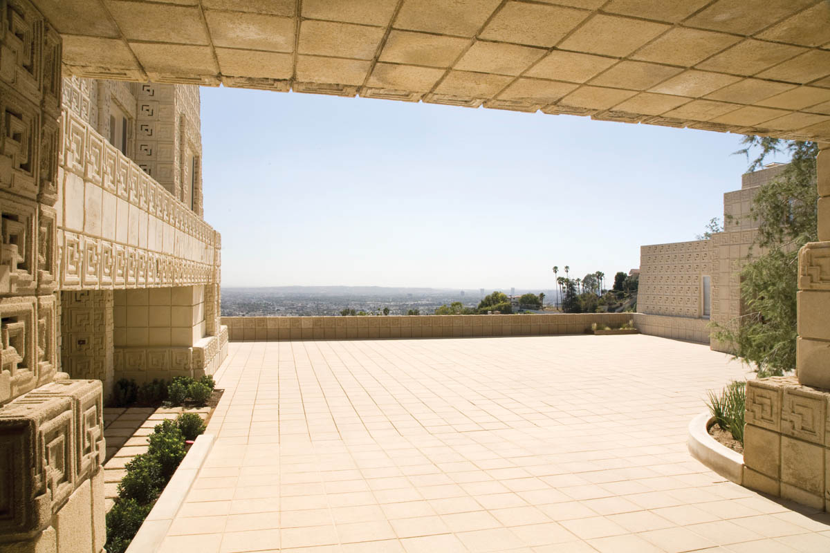 Ennis House, view of plaza with chauffeur’s quarters on right.