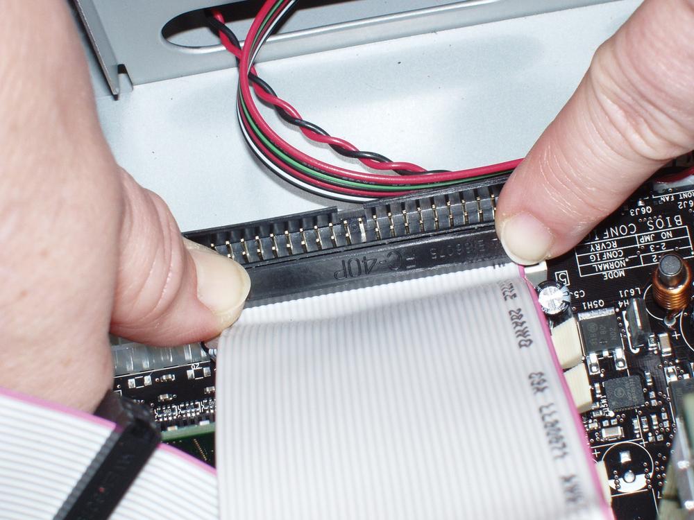 Connecting the optical drive data cable to the motherboard