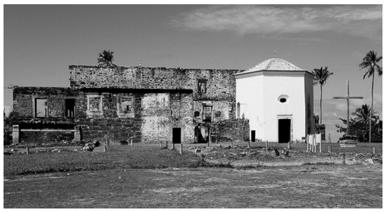 A Casa da Torre de Garcia Dávila, Litoral de Tatuapara, Bahia, Século XVI-XVIII, é considerada o único “castelo” rural da América Portuguesa.