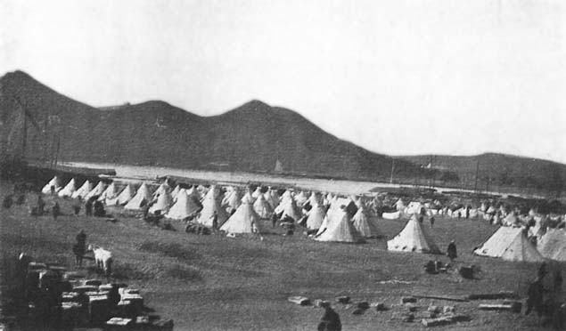 An Encampment of "The Punitive Expedition" of 1910 on the Upper Yangtsze. By courtesy of Major Isaac Newell, U.S. Military Attaché.