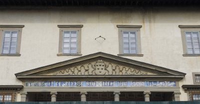 Villa: Giuliano da Sangallo, detail of façade.