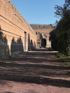 Villa Adriana: the north wall of the Stoa, 118–34.