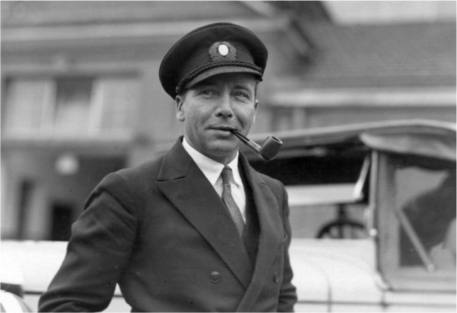  Ernst Lehmann, the “Little Captain,” revealed a hazard on the Hindenburg weeks before the tragedy. © ARCHIV DER LUFTSCHIFFBAU ZEPPELIN GMBH, FRIEDRICHSHAFEN