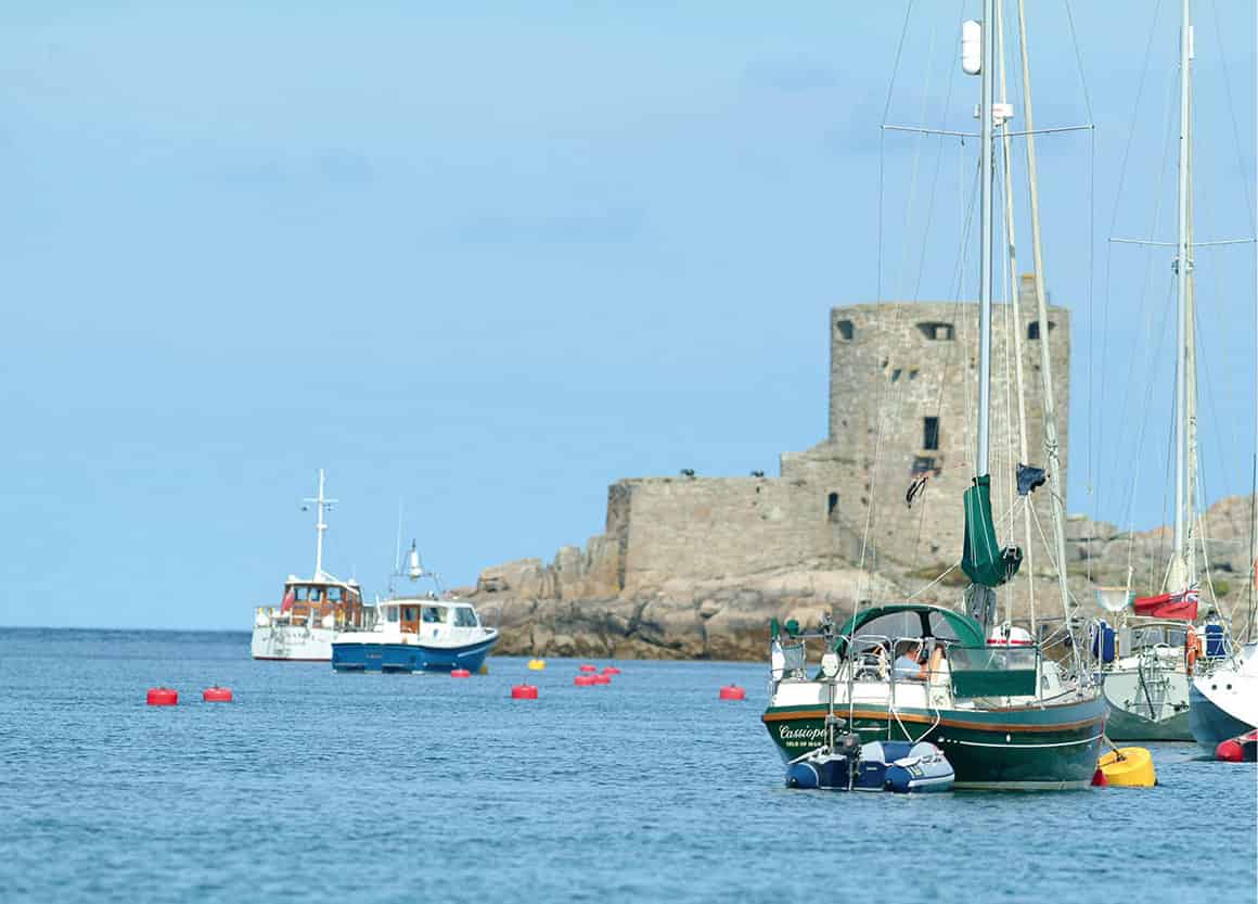 cromwells_from_sea_DevonAndCornwall_EC.jpg