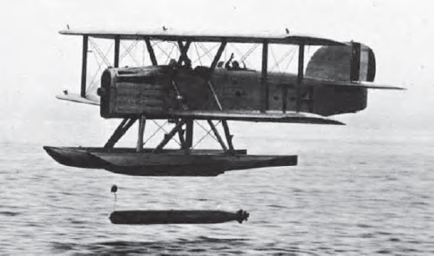 The first successful torpedo plane design was Douglas Aircraft Company’s DT